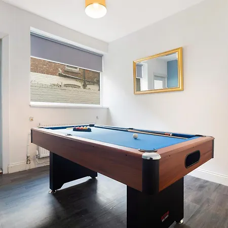 New! 5br In Queen Street Hébergement de vacances *