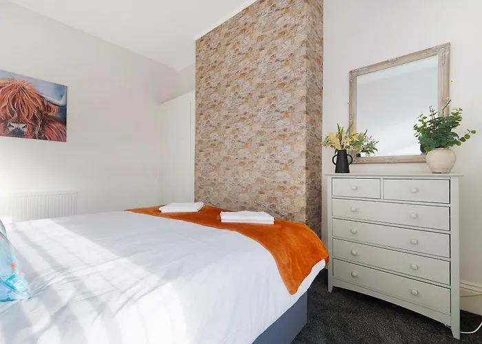 New! 5br In Queen Street * Redcar