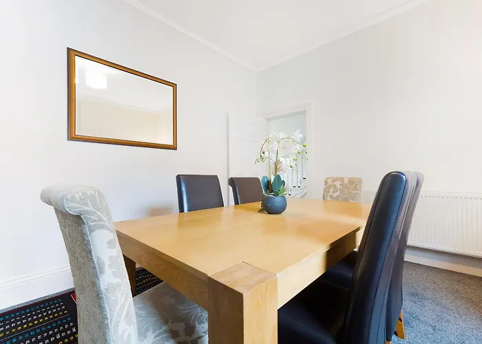 New! 5br In Queen Street Hébergement de vacances *